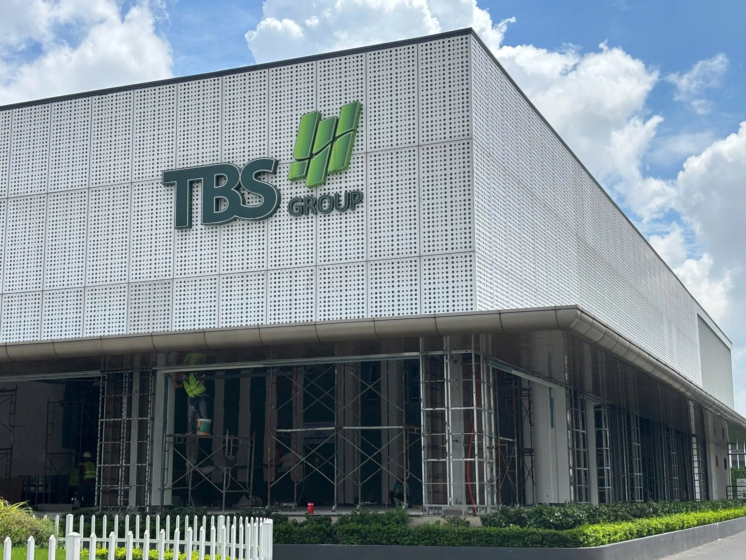 nhà điều hành và nhà mẫu tbs group